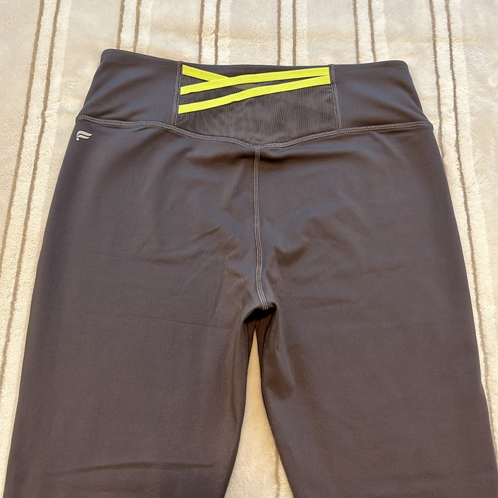 Fabletics Trinity Motion 365 - image 3